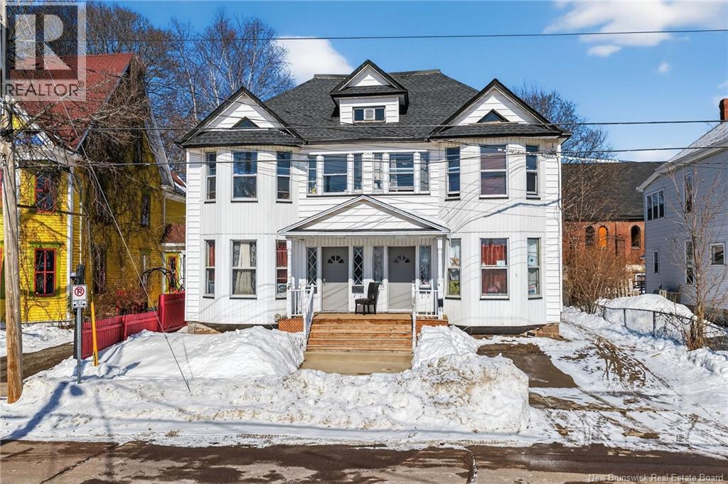 45-47 Dufferin Street Property Photo 1