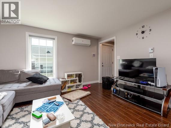 33 Braemar Property Photo 13