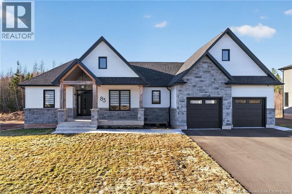 83 Royal Oaks