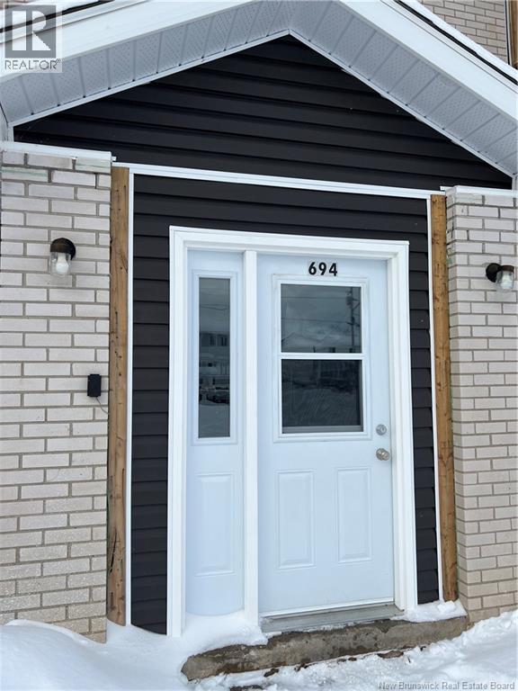 694 Appleby Street Property Photo 1