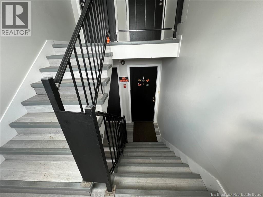 694 Appleby Street Property Photo 5