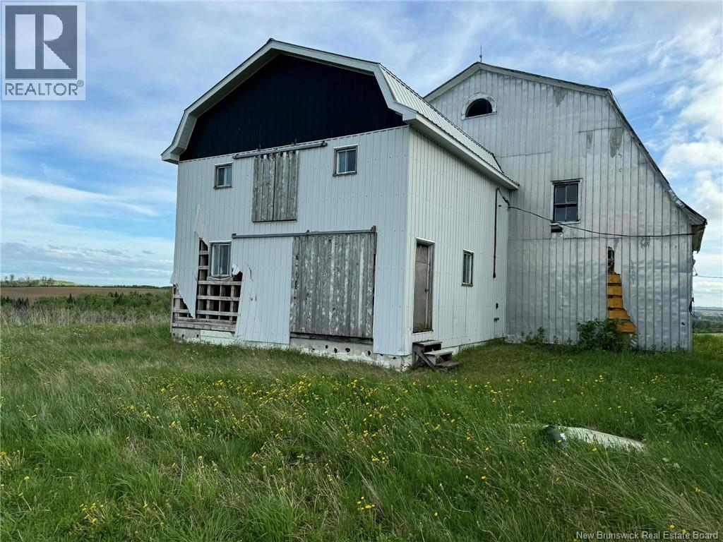 373 Bourgoin Road Property Photo 6