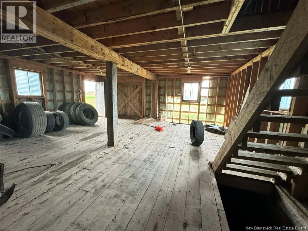 373 Bourgoin Road Property Photo 12