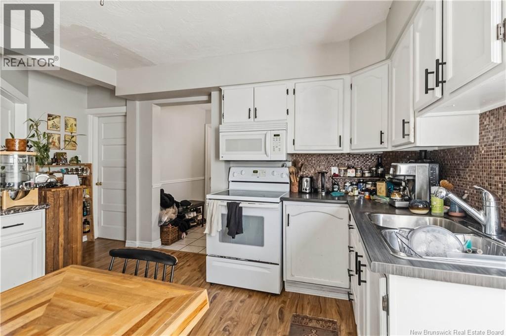 97-99 Edward Street Property Photo 5