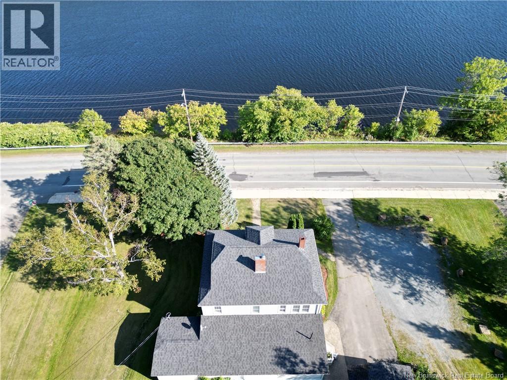 1201 West Riverside Drive Property Photo 4