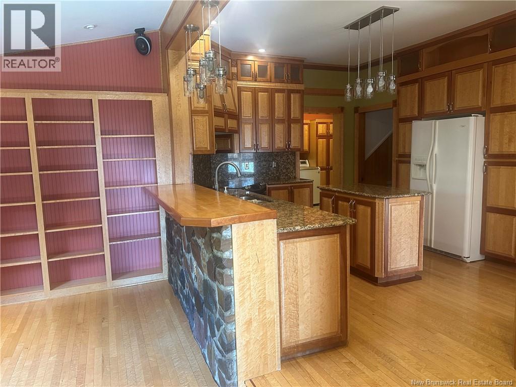 1201 West Riverside Drive Property Photo 5