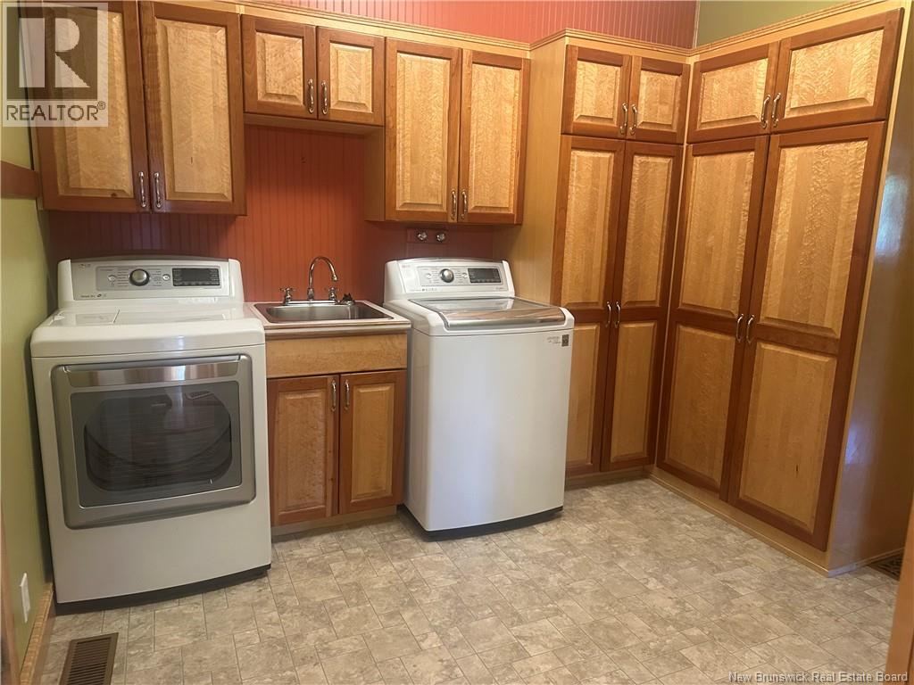 1201 West Riverside Drive Property Photo 20
