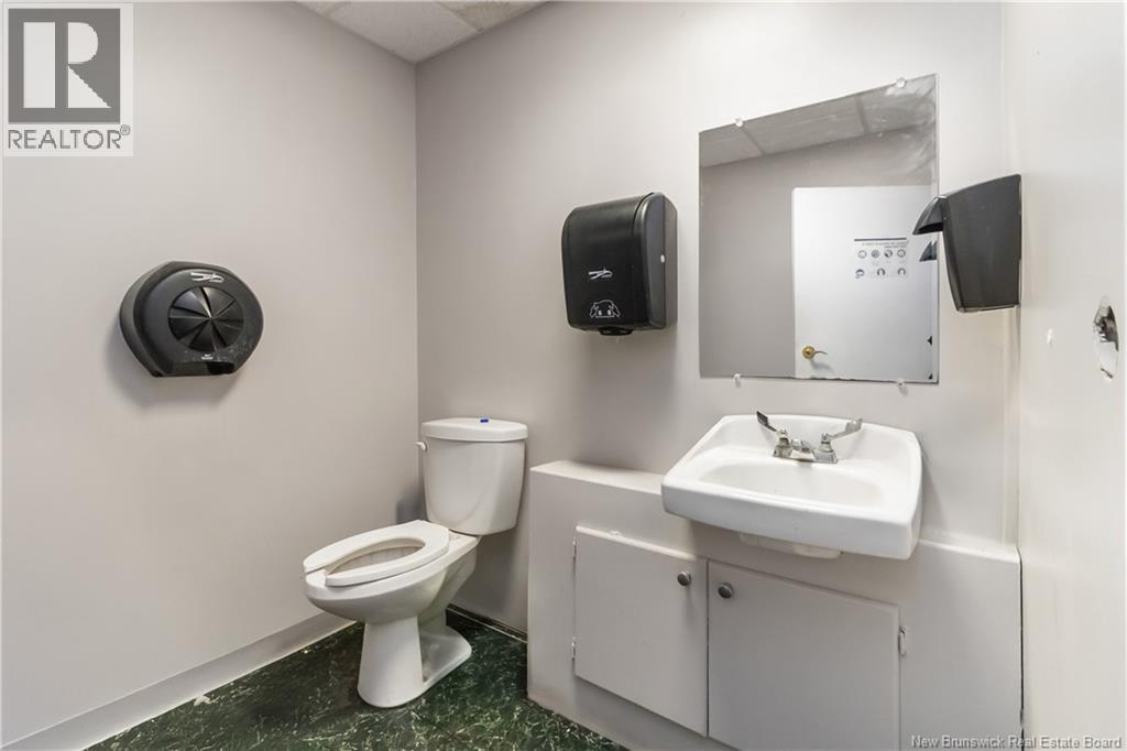 1126 Mountain Road Property Photo 11