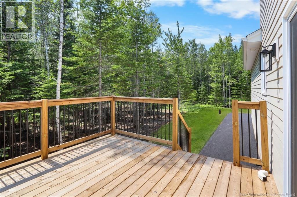 1141 La Vallée Property Photo 5