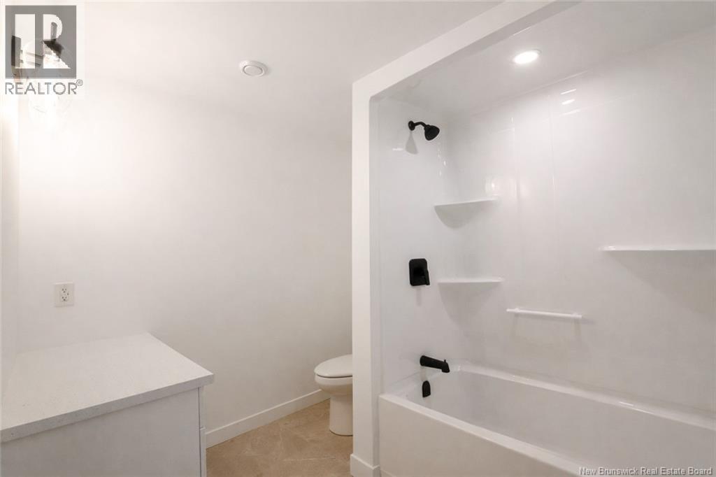 1141 La Vallée Property Photo 28
