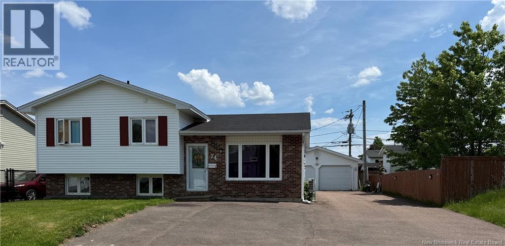 74 Ashley Crescent Property Photo 1