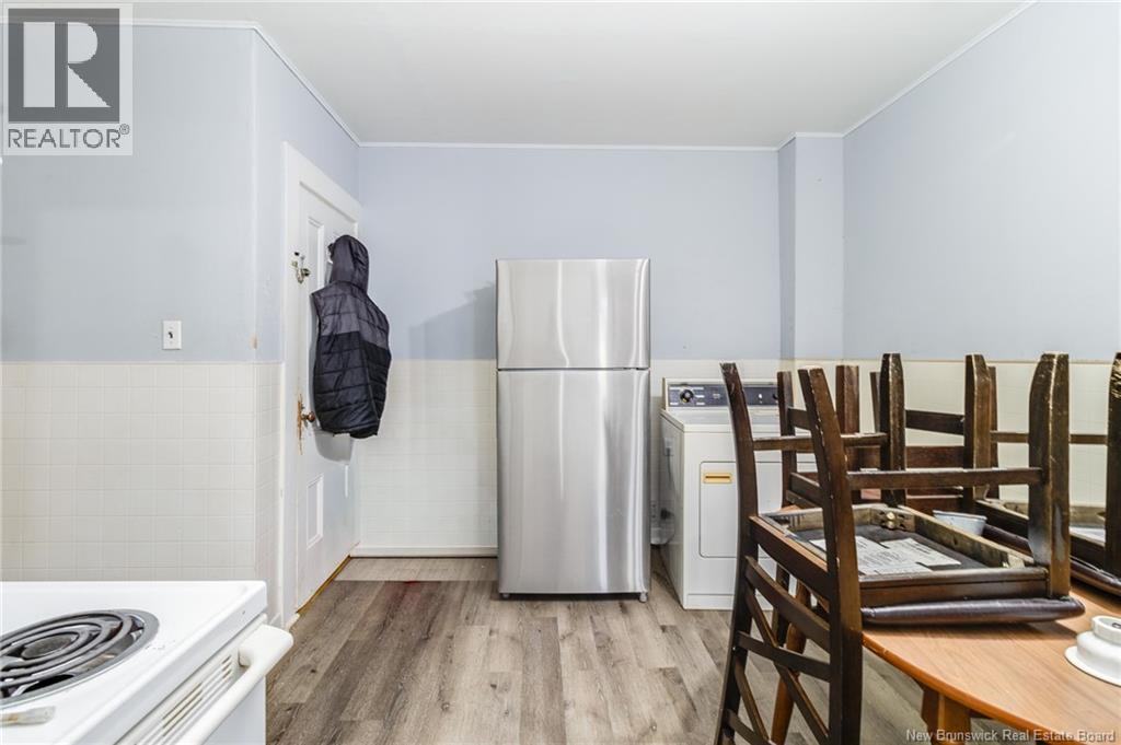 204 Duke Street Property Photo 4