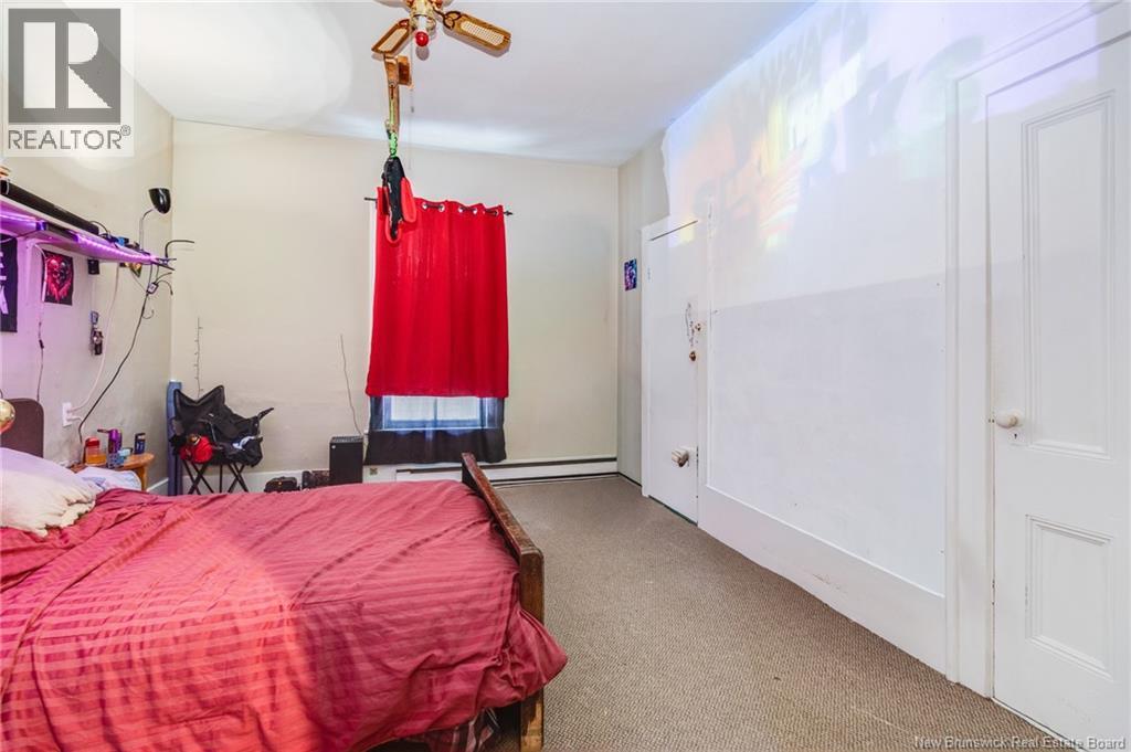 204 Duke Street Property Photo 11