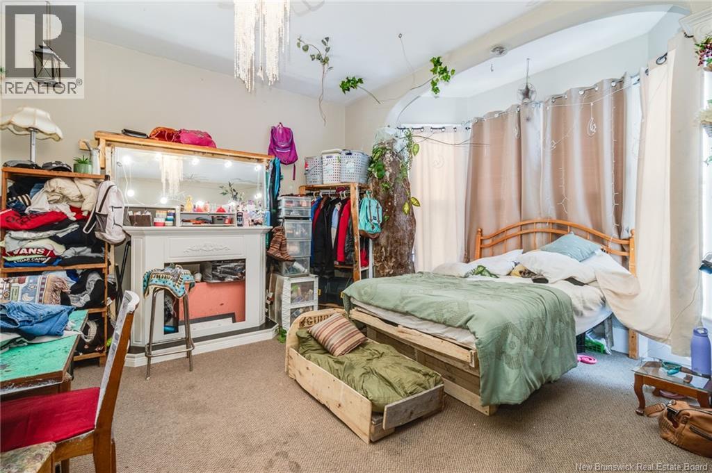 204 Duke Street Property Photo 13