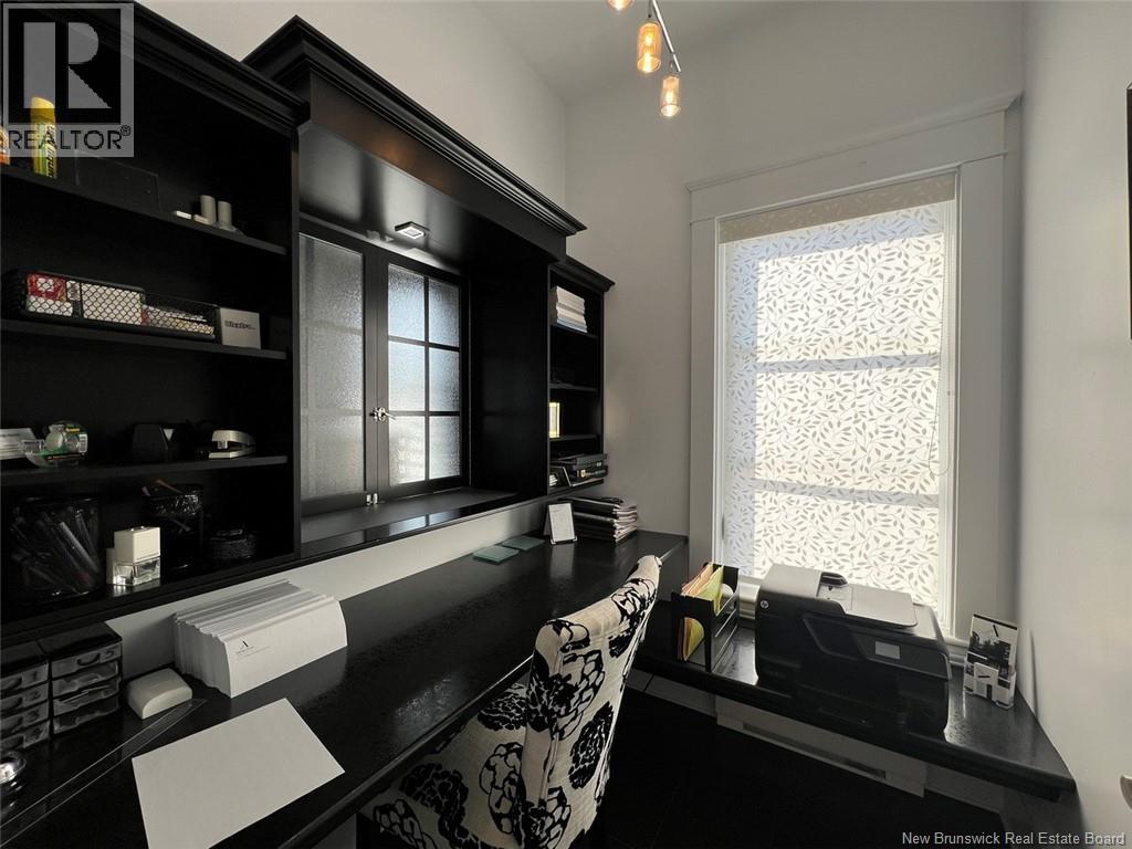 87 De L'église Street Property Photo 15