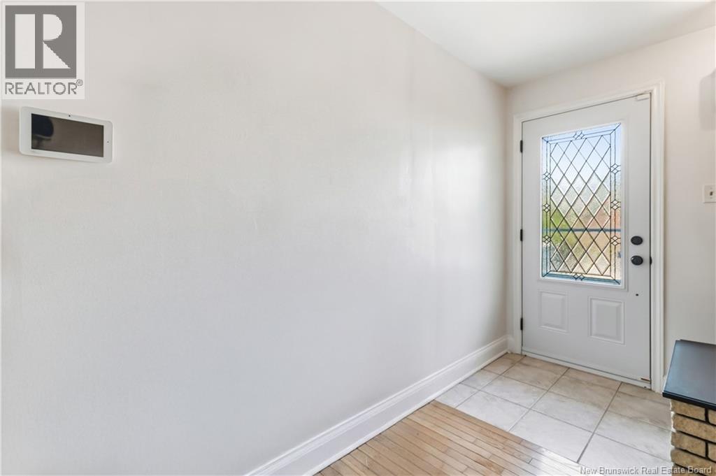 37 Winter Avenue Property Photo 3