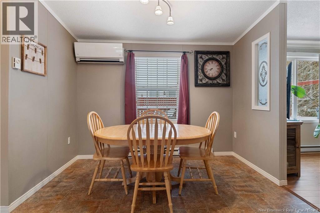 73 Andre Property Photo 7