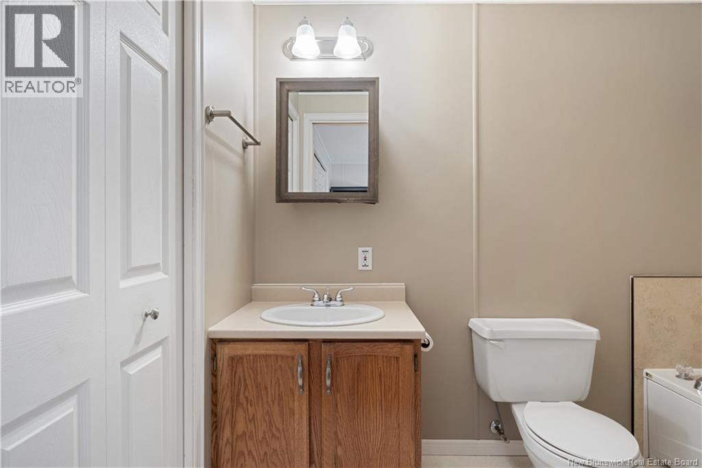 73 Andre Property Photo 13