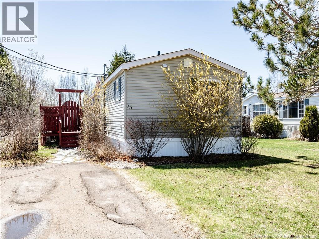 73 Andre Property Photo 31