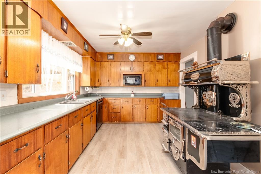 110 Hillside Road Property Photo 12