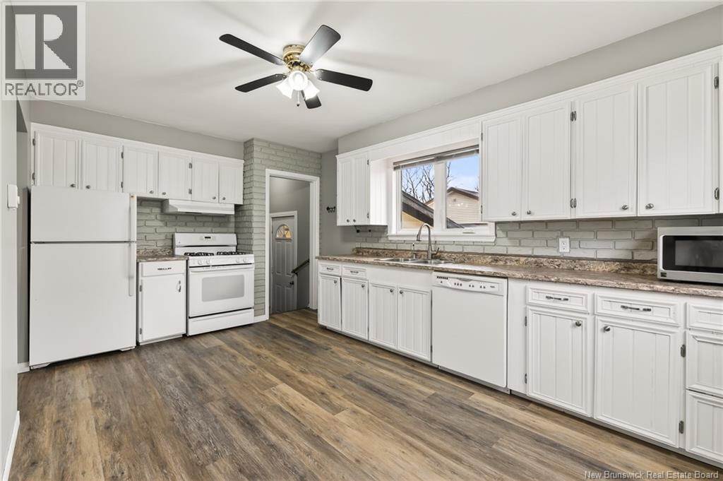 175 Second Avenue Property Photo 13