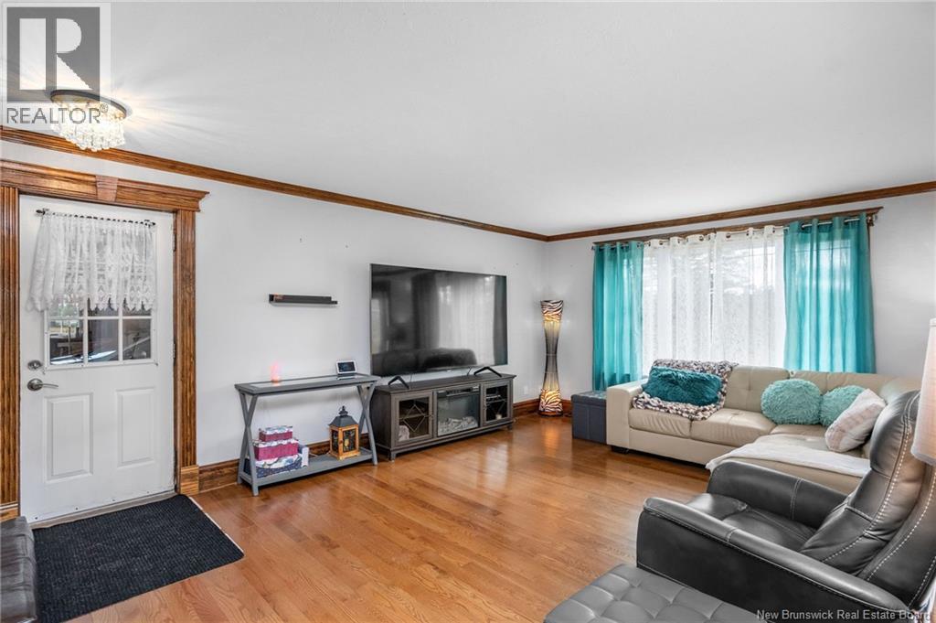 3 Chatellerault Avenue Property Photo 6