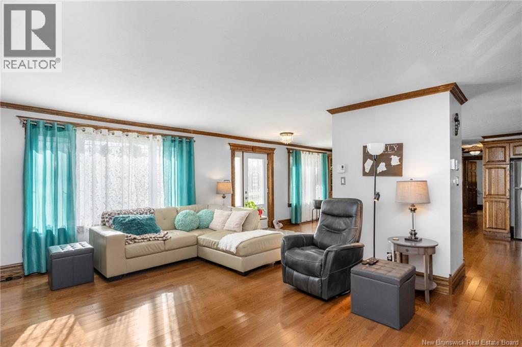 3 Chatellerault Avenue Property Photo 7