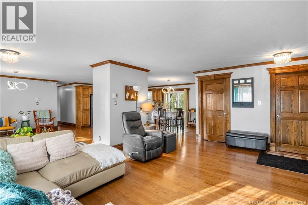 3 Chatellerault Avenue Property Photo 8