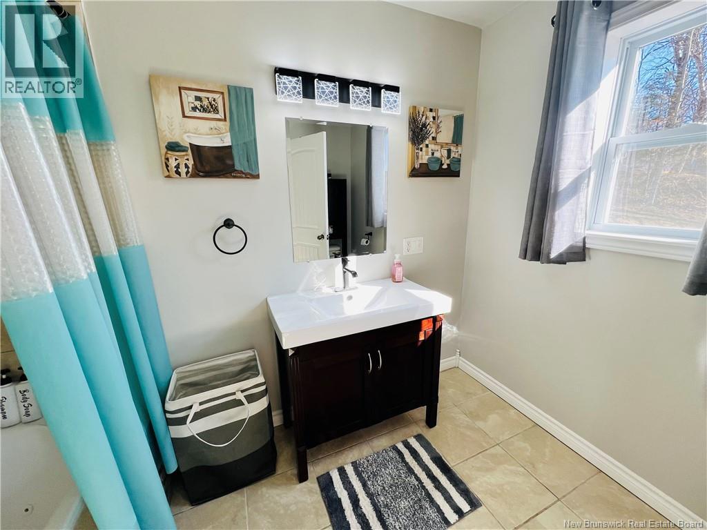 19 Fleet Lane Property Photo 7