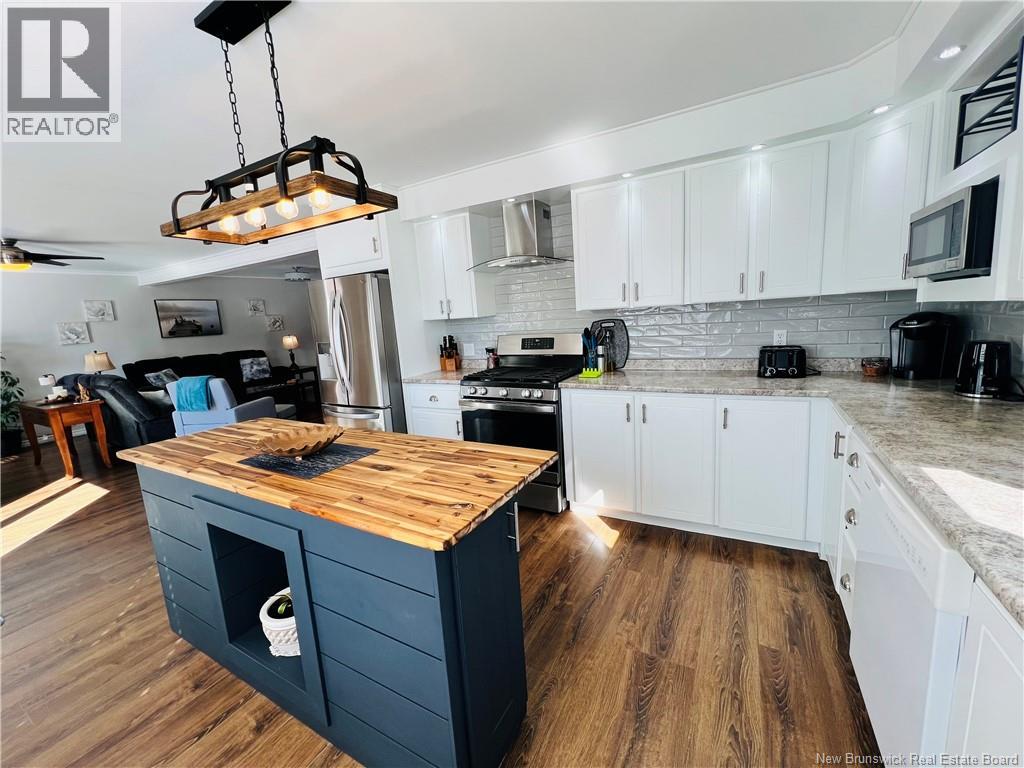 19 Fleet Lane Property Photo 26