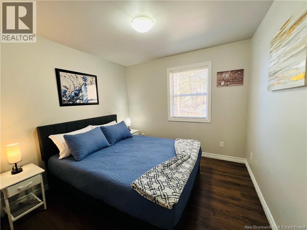 19 Fleet Lane Property Photo 32