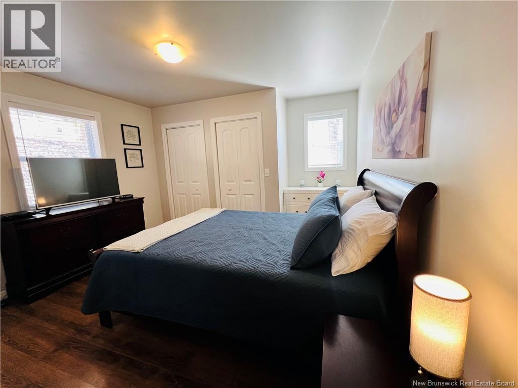 19 Fleet Lane Property Photo 36