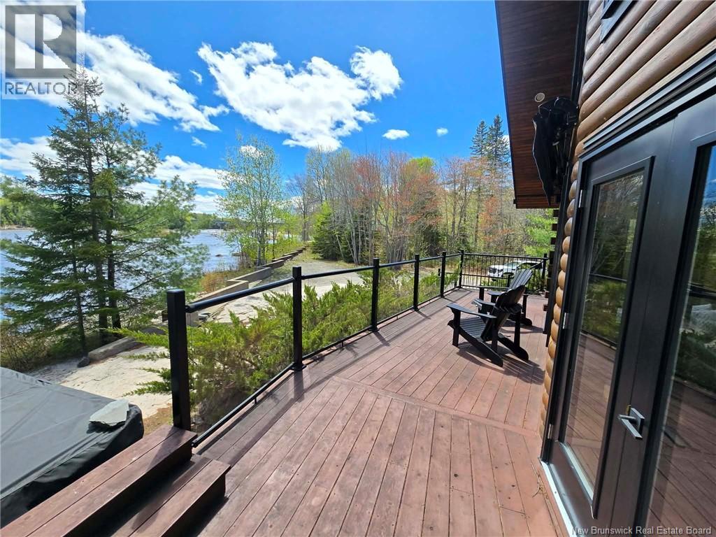 52 Shamrock Valley Property Photo 3