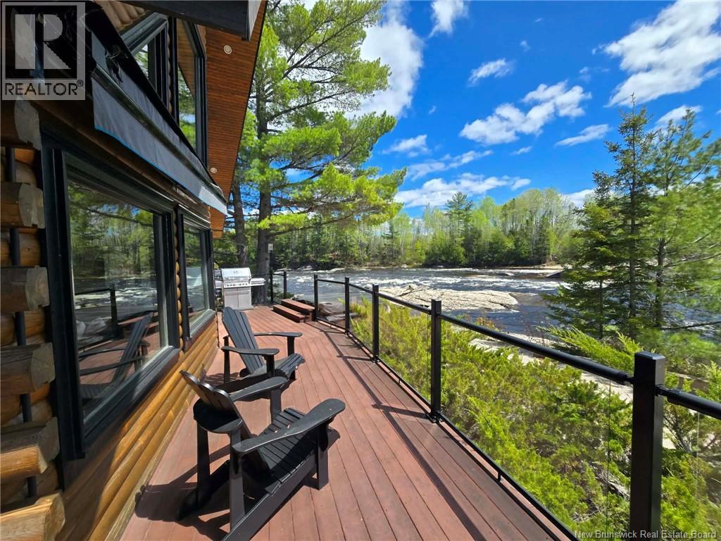 52 Shamrock Valley Property Photo 6