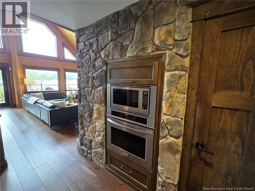52 Shamrock Valley Property Photo 26