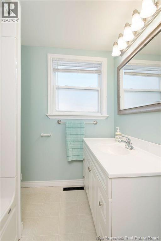 256 West Lane Property Photo 18