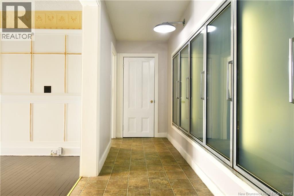 3 Cross Unit# F Property Photo 3