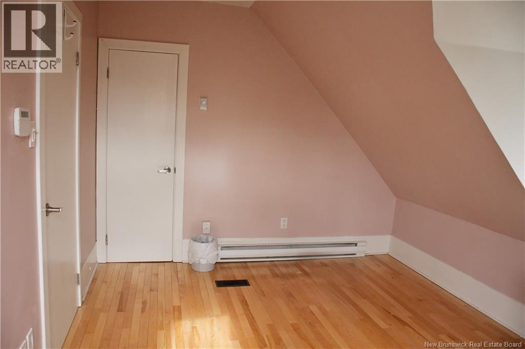 3 Cross Unit# F Property Photo 8