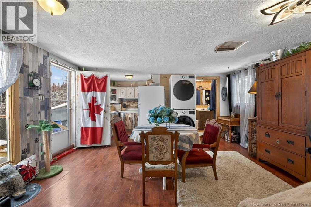 1394 Degrace Street Property Photo 10
