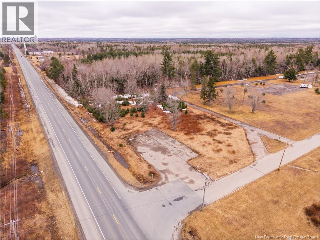 5 Tofino Boulevard Property Photo 11