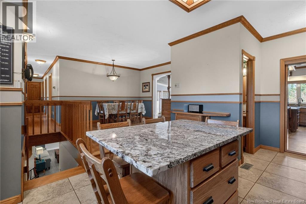 915 Dawson Property Photo 31