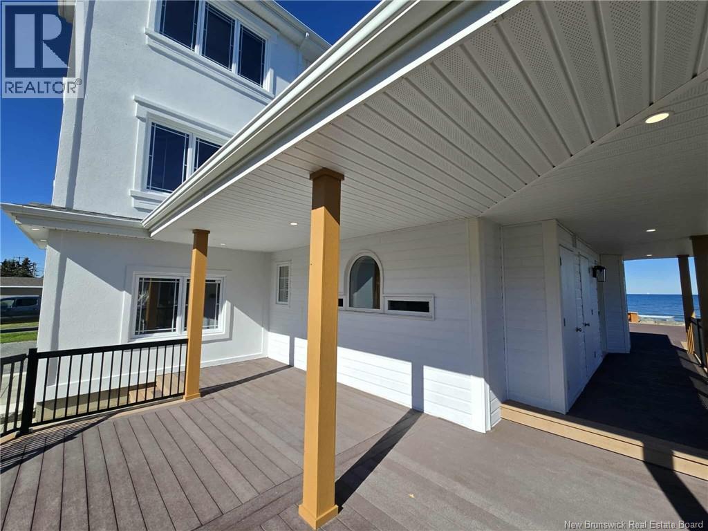 2156 Queen Elizabeth Drive Property Photo 9
