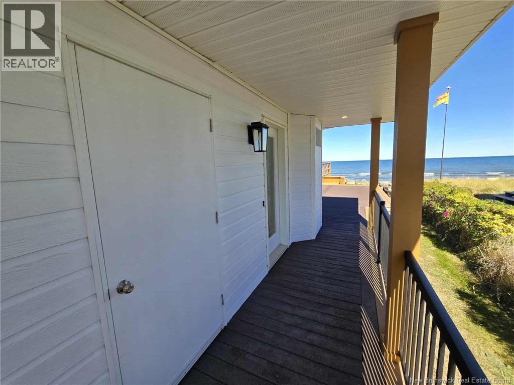 2156 Queen Elizabeth Drive Property Photo 10