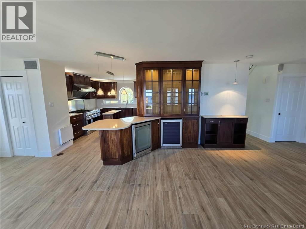 2156 Queen Elizabeth Drive Property Photo 30