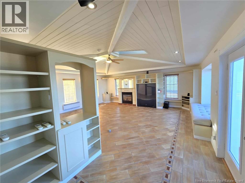 2156 Queen Elizabeth Drive Property Photo 37