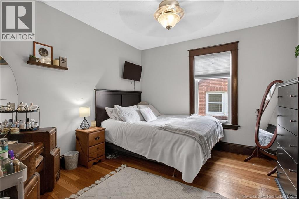 425 Lutz Street Property Photo 29