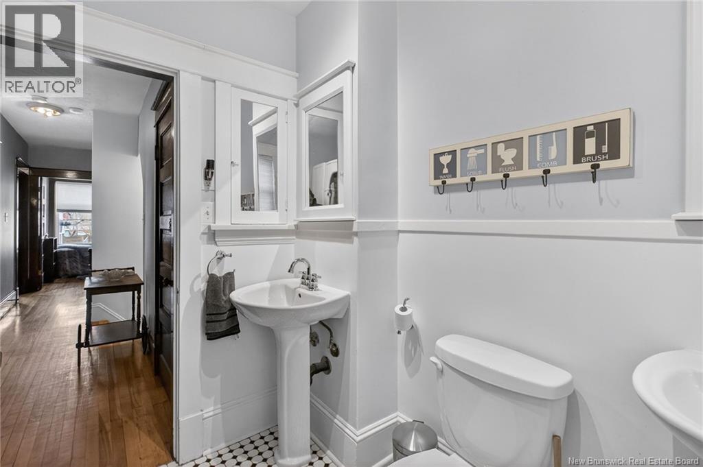 425 Lutz Street Property Photo 37