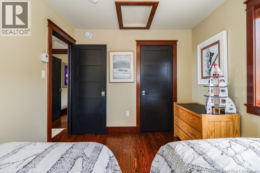 10 Slopeside Lane Property Photo 25