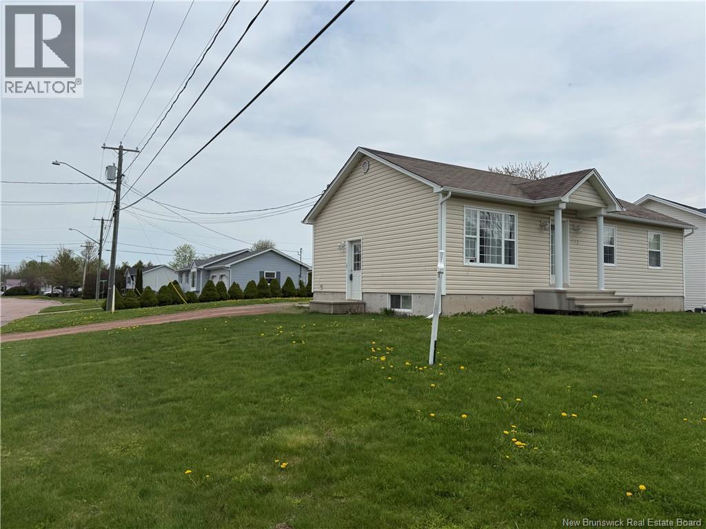 333 Twin Oaks Property Photo 1