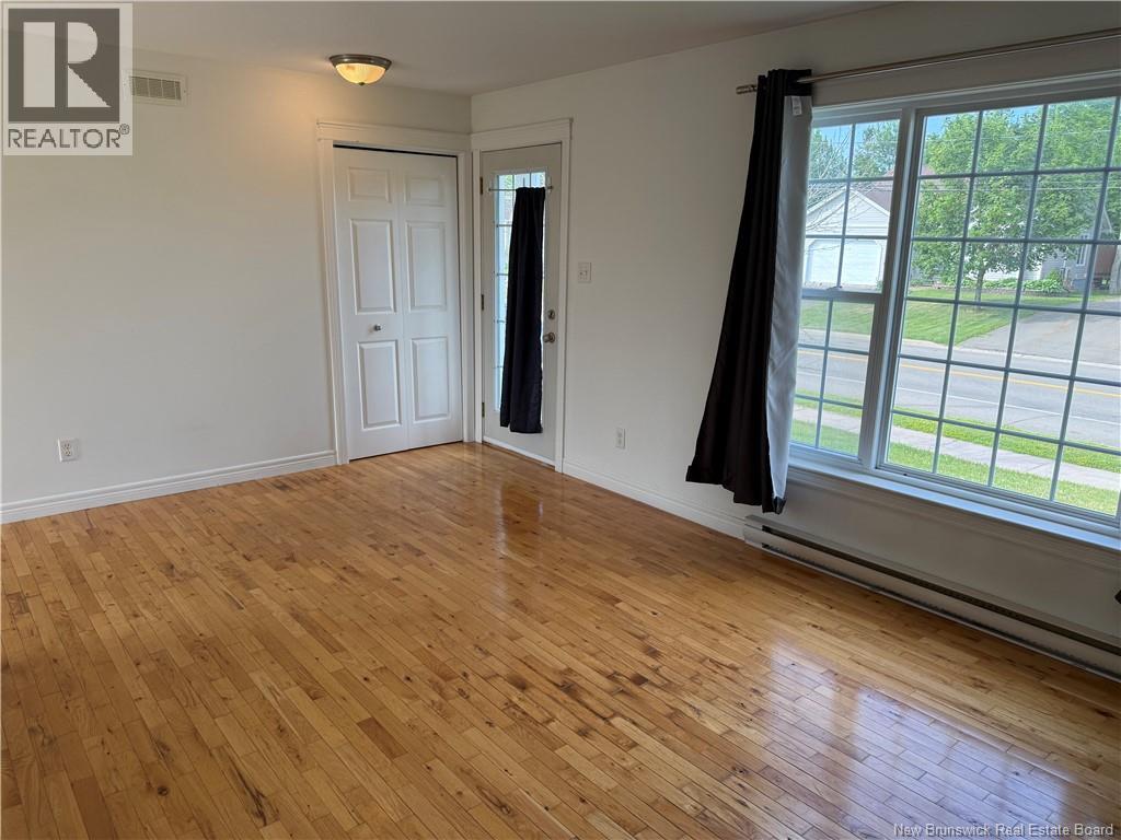 333 Twin Oaks Property Photo 4